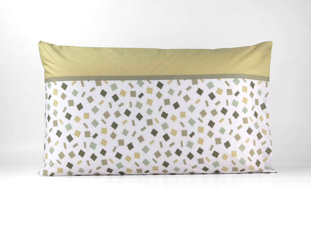 Completo letto DRIMIA PARTY con fantasia geometrica azzurra, verde acqua e grigia. Disponibile in diverse taglie.