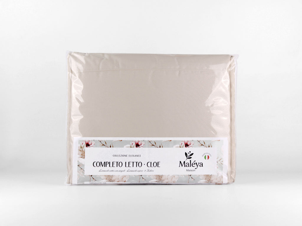 Completo letto CLOE a tinta unita, disponibile in diverse tonalità e taglie.