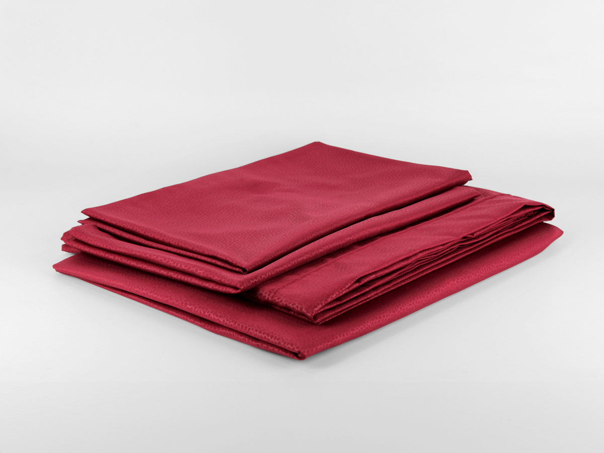 Completo letto CLOE a tinta unita, disponibile in diverse tonalità e taglie.