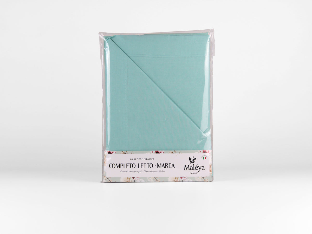 Completo letto singolo MAREA a tinta unita verde chiaro con lenzuolo sopra, sotto con angoli e federa coordinata.
