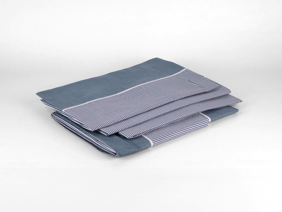 Completo letto DRIMIA da 1 piazza e mezza francese con fantasia a righe, disponibile in tortora, azzurro e rosa.
