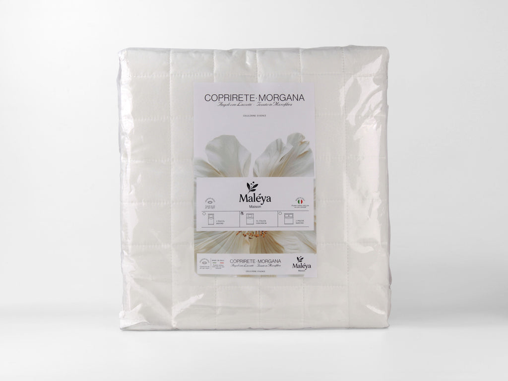 Coprirete MORGANA bianco da 1 piazza e mezza, misura 120×190 cm, con laccetti agli angoli.