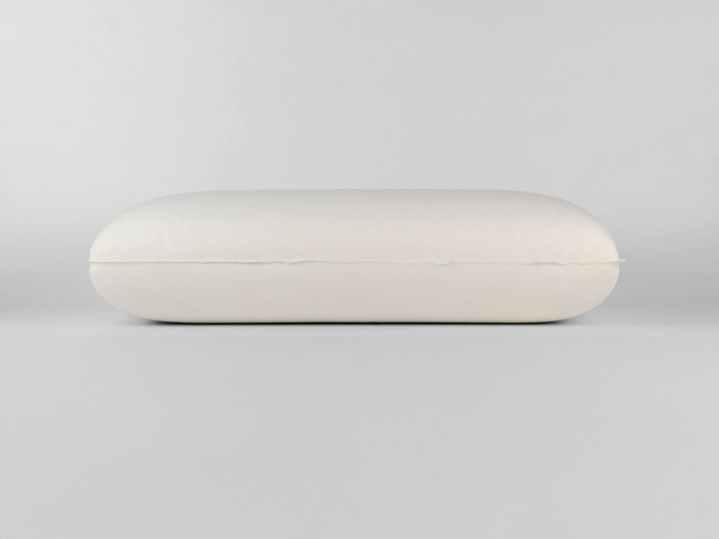 Guanciale NOA in memory foam con profilo alto e altezza di 18 cm.