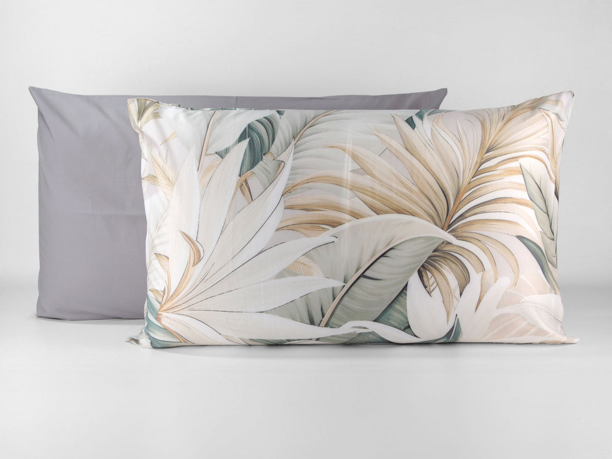 Completo letto matrimoniale FRISIA a due piazze con fantasia botanica e quattro federe coordinate.
